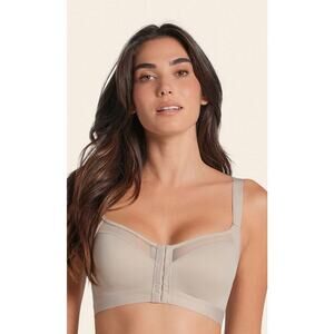 Brand New Leonisa Women's Size 36 Nude Tan Multi Functional Back Support Bra